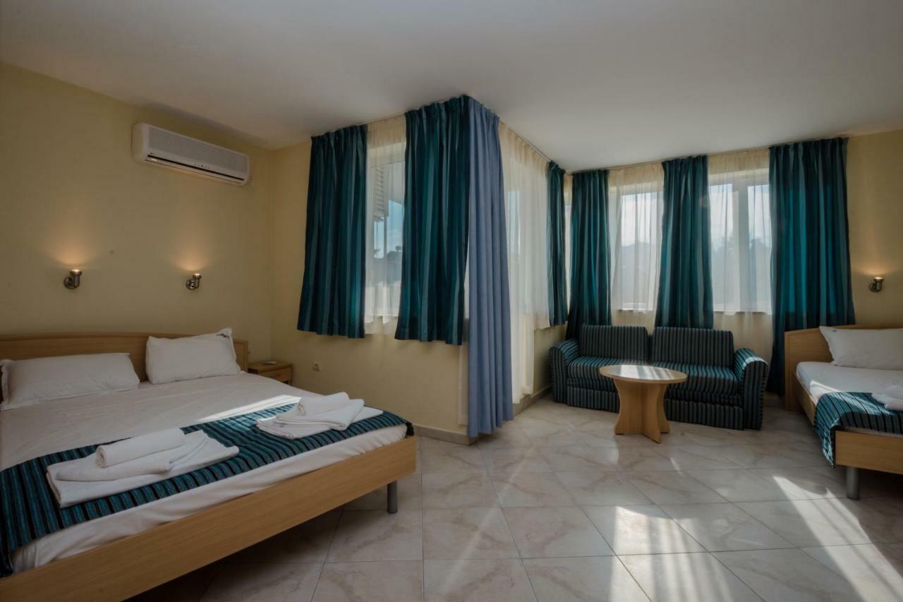 Hotel Briz Sozopol Esterno foto