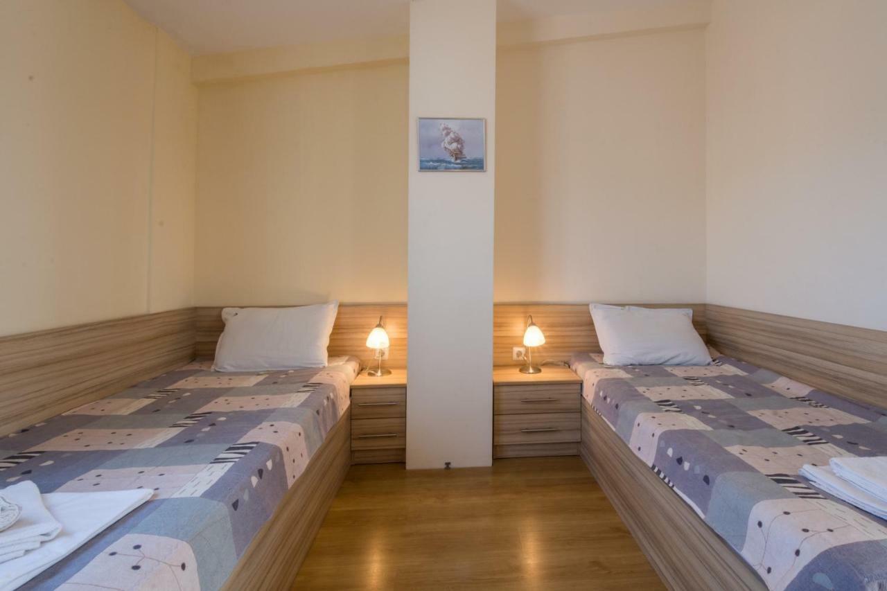 Hotel Briz Sozopol Esterno foto